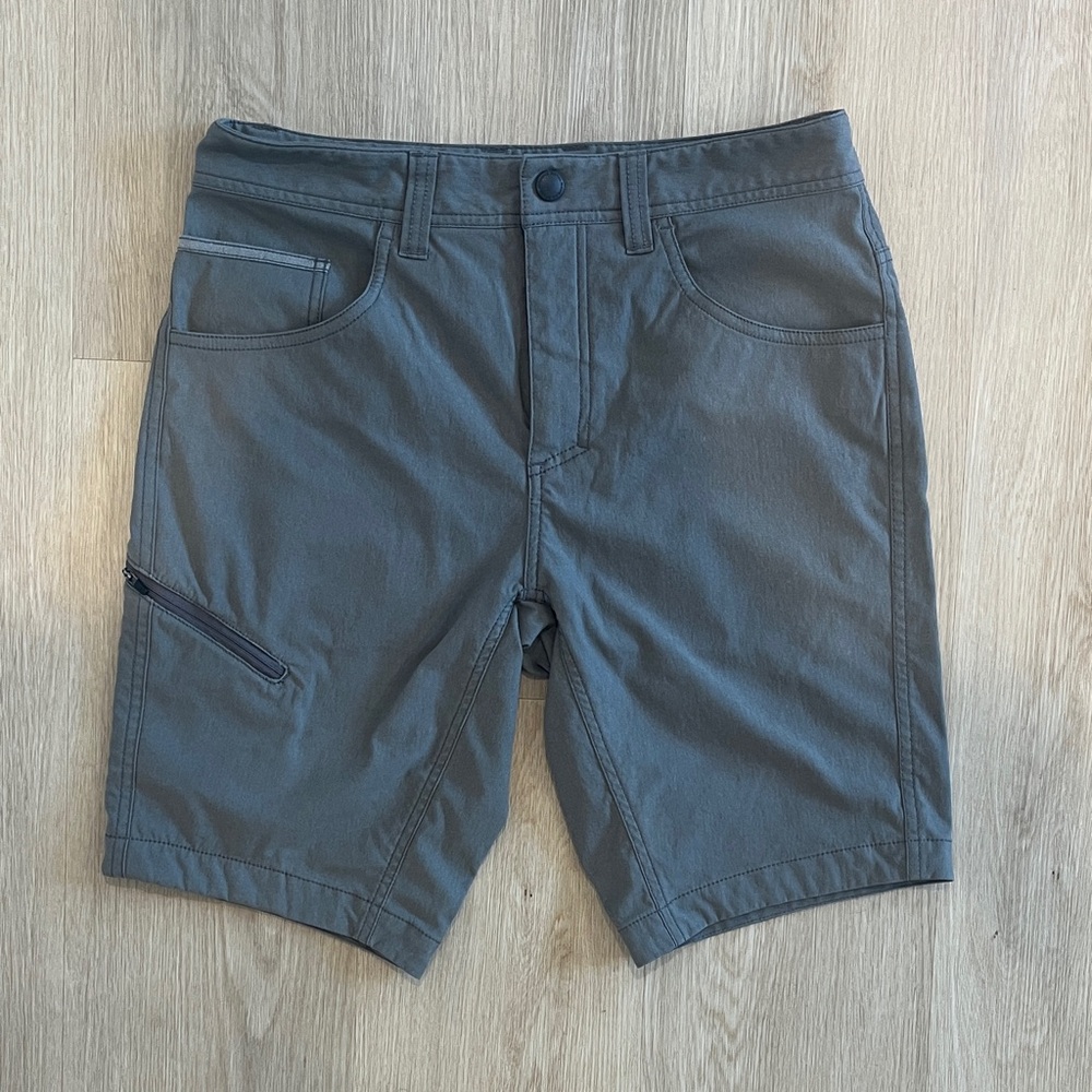 Royal Robbins Charcoal Hiking Shorts - Men’s S / Waist 30